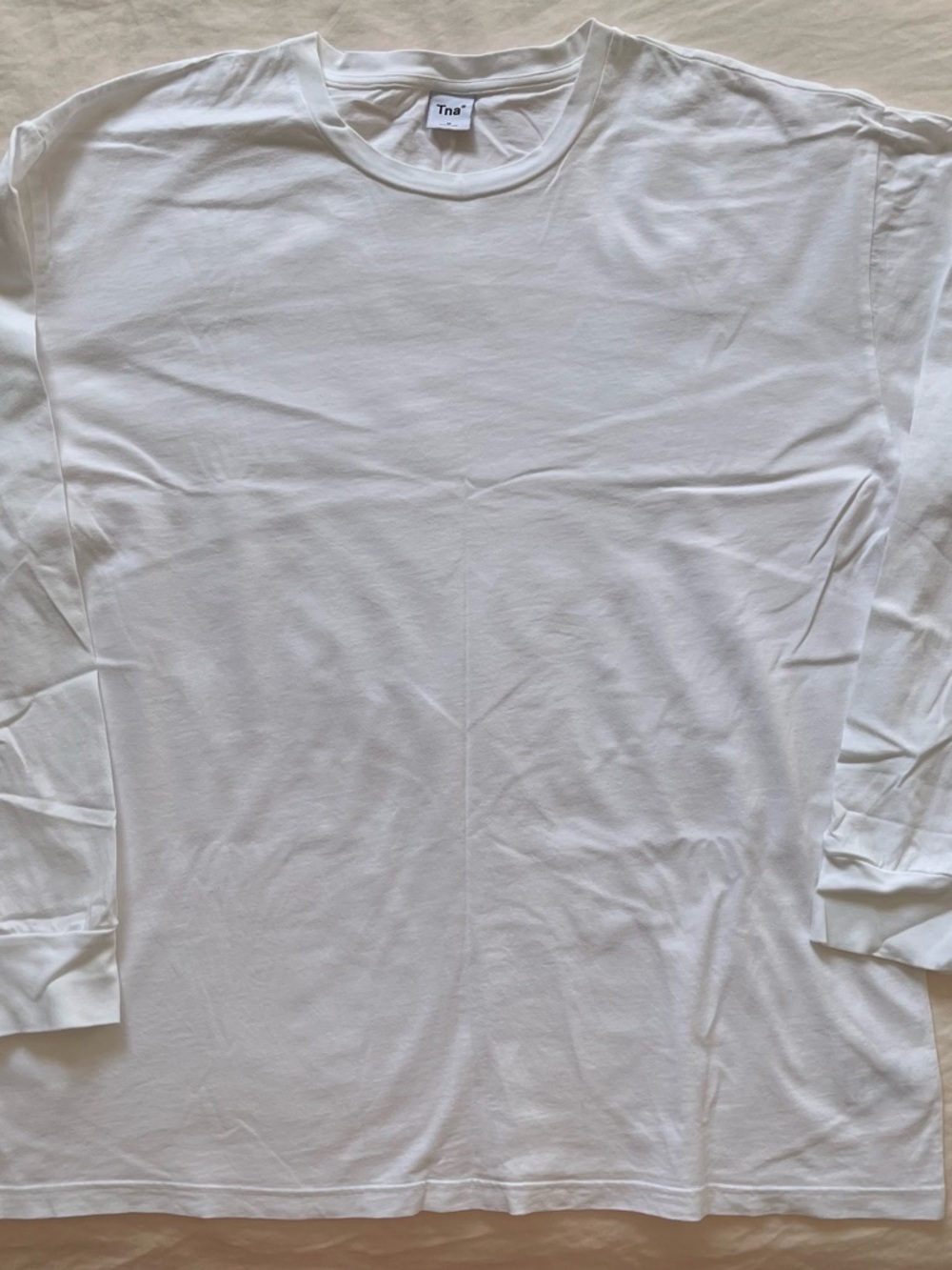 Aritzia Tna⎜BOYFRIEND LONGSLEEVE⎜WHITE - Picture 4 of 10